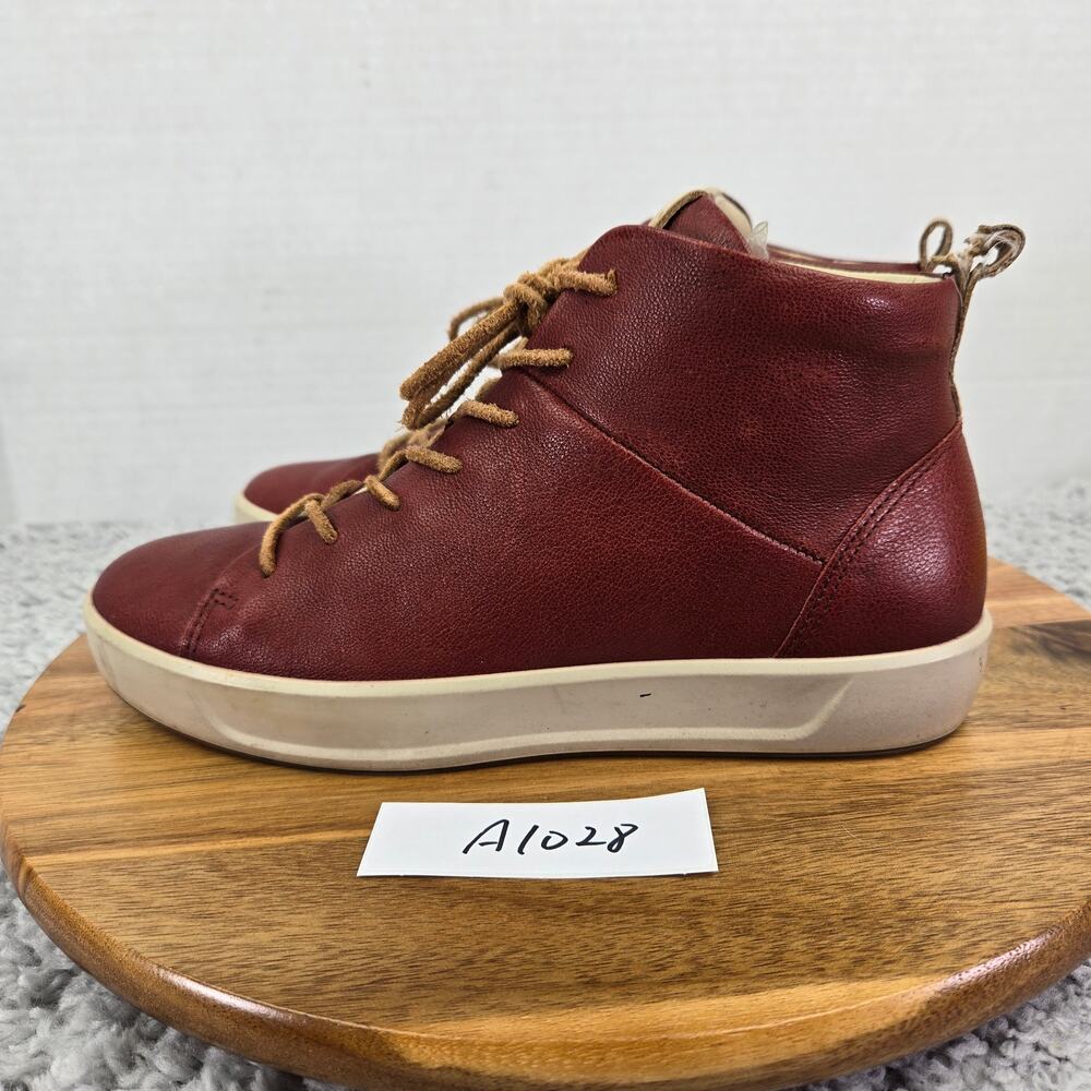 Ecco Women 37 Soft 8 High Top Red Leather Lace Up Casual Lifestyle Daily Sneaker